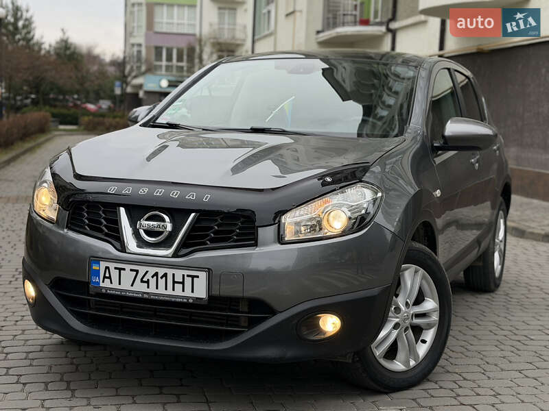 Позашляховик / Кросовер Nissan Qashqai 2011 в Івано-Франківську