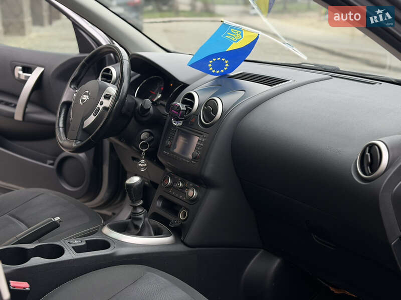 Позашляховик / Кросовер Nissan Qashqai 2011 в Івано-Франківську