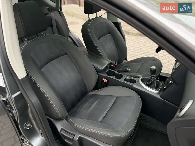 Позашляховик / Кросовер Nissan Qashqai 2011 в Івано-Франківську