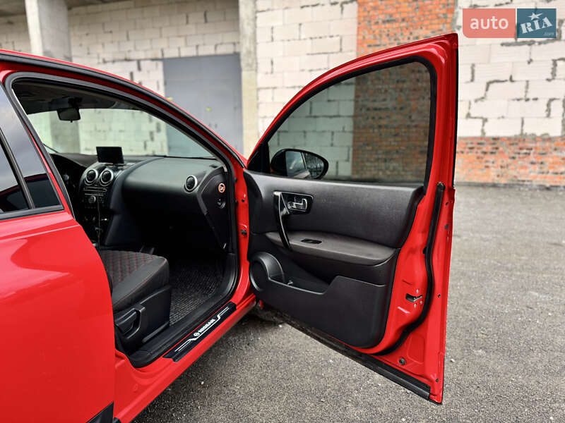 Внедорожник / Кроссовер Nissan Qashqai 2008 в Хмельницком