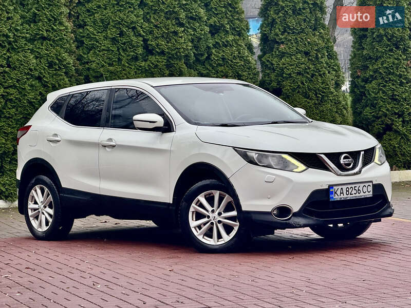 Позашляховик / Кросовер Nissan Qashqai 2015 в Києві