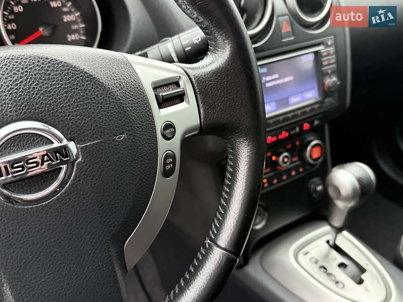 Внедорожник / Кроссовер Nissan Qashqai 2010 в Днепре