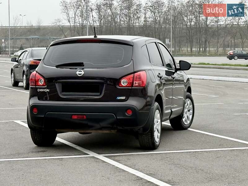 Внедорожник / Кроссовер Nissan Qashqai 2010 в Днепре