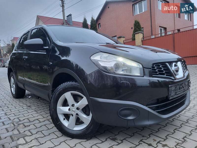 Внедорожник / Кроссовер Nissan Qashqai 2011 в Хмельницком