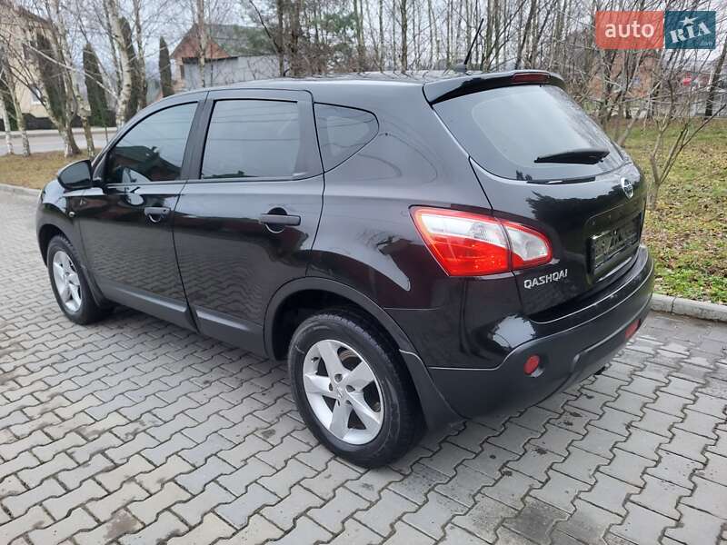 Внедорожник / Кроссовер Nissan Qashqai 2011 в Хмельницком