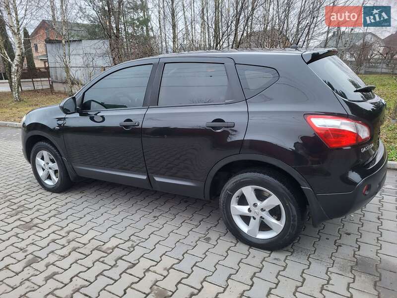 Внедорожник / Кроссовер Nissan Qashqai 2011 в Хмельницком