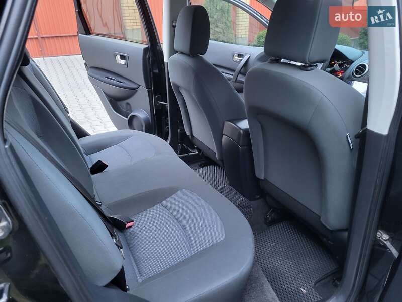 Внедорожник / Кроссовер Nissan Qashqai 2011 в Хмельницком