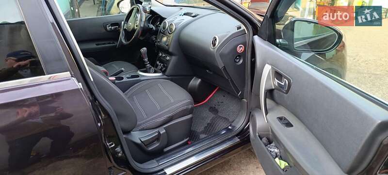 Позашляховик / Кросовер Nissan Qashqai 2010 в Благовіщенську