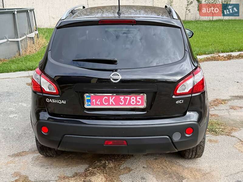 Позашляховик / Кросовер Nissan Qashqai 2011 в Черкасах фото 7 Позашляховик / Кросовер Nissan Qashqai 2011 в Черкасах
