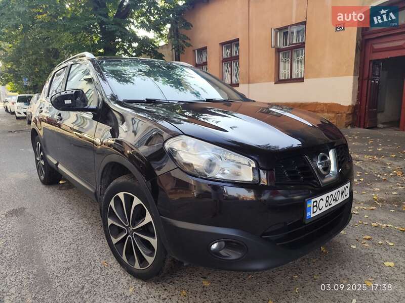 Внедорожник / Кроссовер Nissan Qashqai 2011 в Львове фото 2 Внедорожник / Кроссовер Nissan Qashqai 2011 в Львове