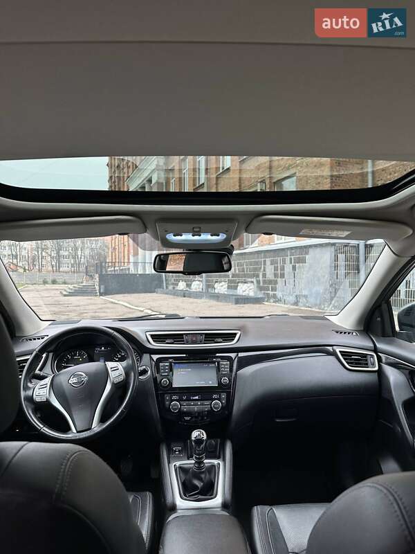 Позашляховик / Кросовер Nissan Qashqai 2014 в Сумах