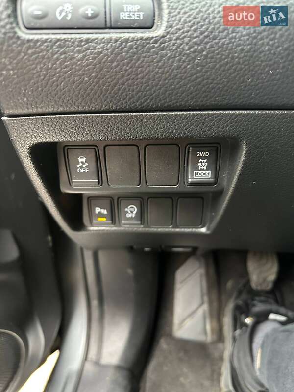 Позашляховик / Кросовер Nissan Qashqai 2014 в Сумах