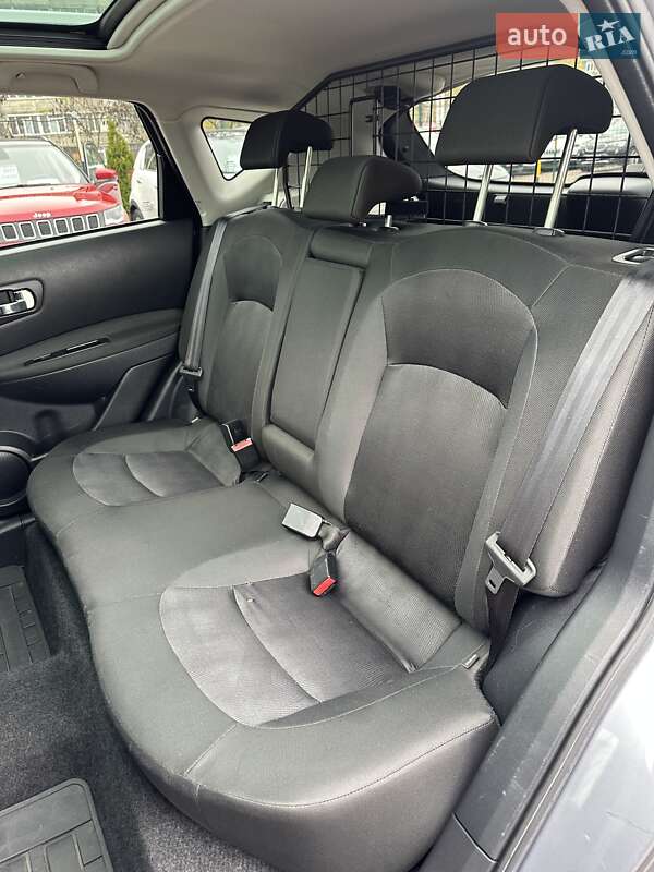 Позашляховик / Кросовер Nissan Qashqai 2011 в Сумах