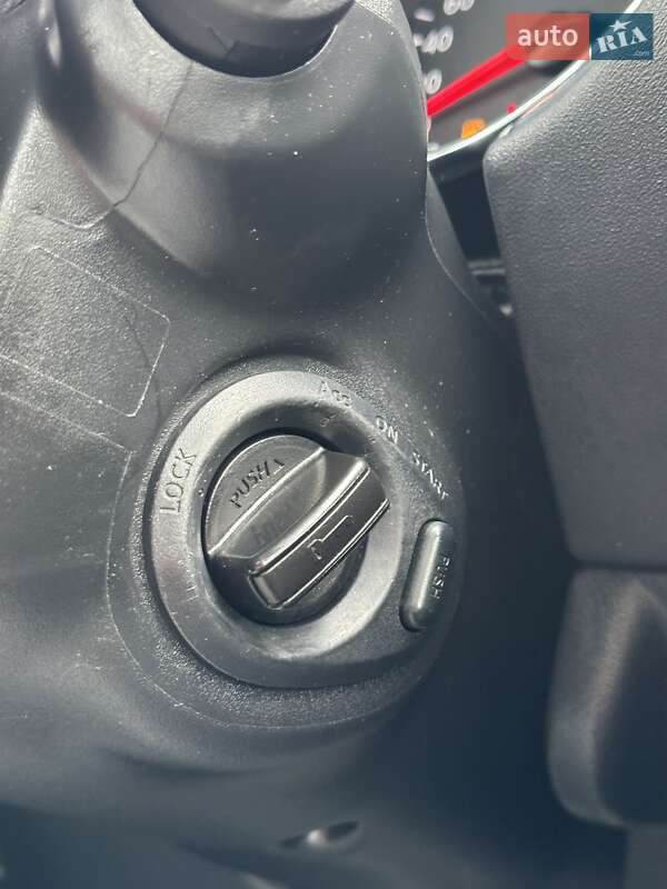 Позашляховик / Кросовер Nissan Qashqai 2011 в Сумах