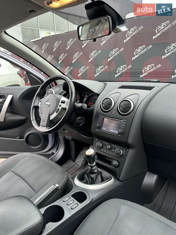 Позашляховик / Кросовер Nissan Qashqai 2011 в Сумах