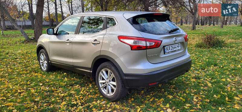 Внедорожник / Кроссовер Nissan Qashqai 2014 в Черкассах