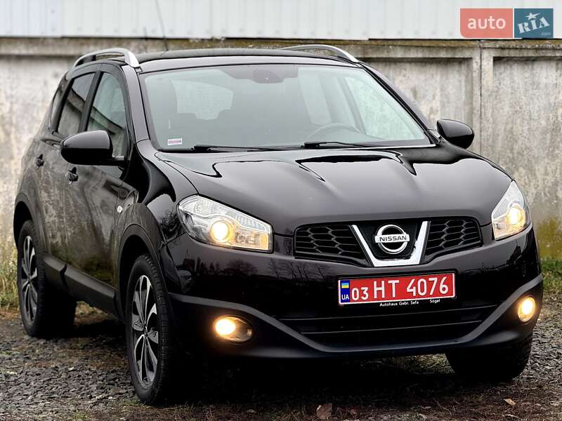 Позашляховик / Кросовер Nissan Qashqai 2011 в Луцьку