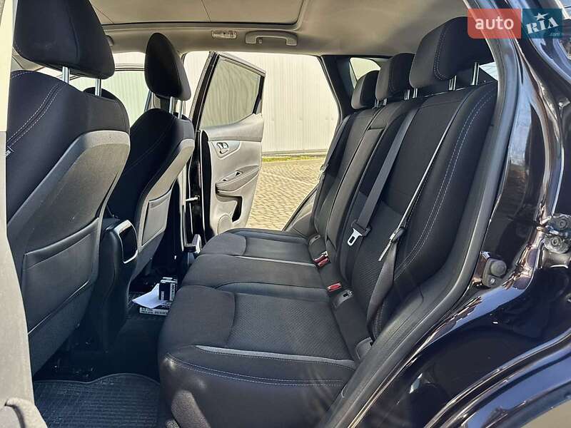 Внедорожник / Кроссовер Nissan Qashqai 2018 в Ивано-Франковске