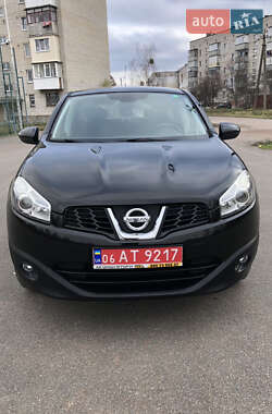Позашляховик / Кросовер Nissan Qashqai 2011 в Коростені
