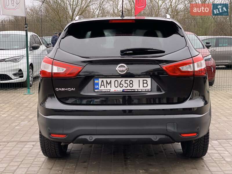 Внедорожник / Кроссовер Nissan Qashqai 2016 в Бердичеве