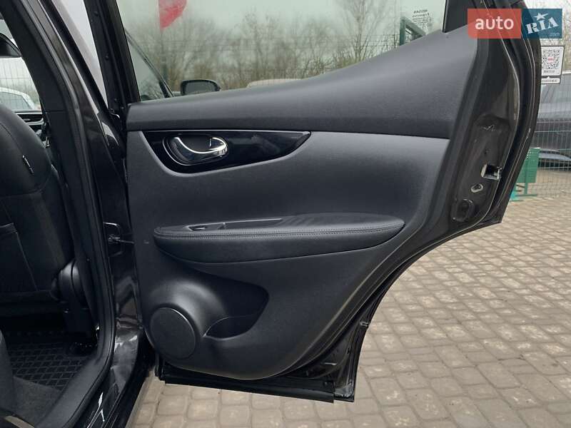 Внедорожник / Кроссовер Nissan Qashqai 2016 в Бердичеве