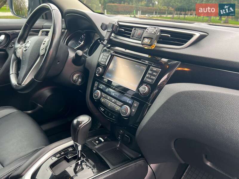 Внедорожник / Кроссовер Nissan Qashqai 2016 в Киеве