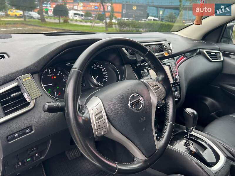 Внедорожник / Кроссовер Nissan Qashqai 2016 в Киеве
