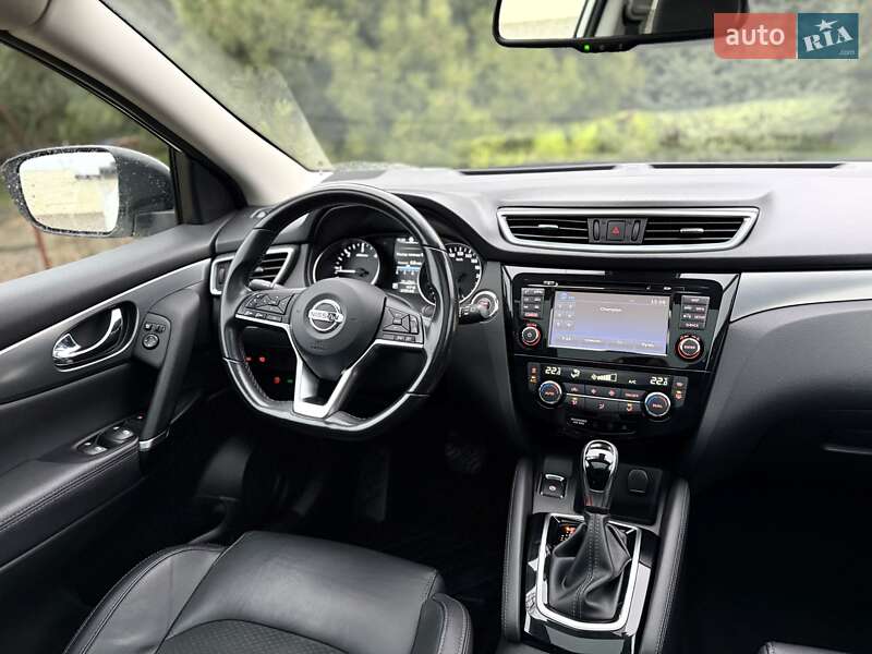 Внедорожник / Кроссовер Nissan Qashqai 2020 в Днепре