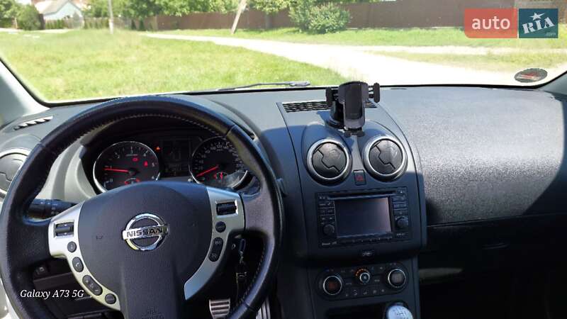 Позашляховик / Кросовер Nissan Qashqai 2012 в Чернівцях фото 26 Позашляховик / Кросовер Nissan Qashqai 2012 в Чернівцях