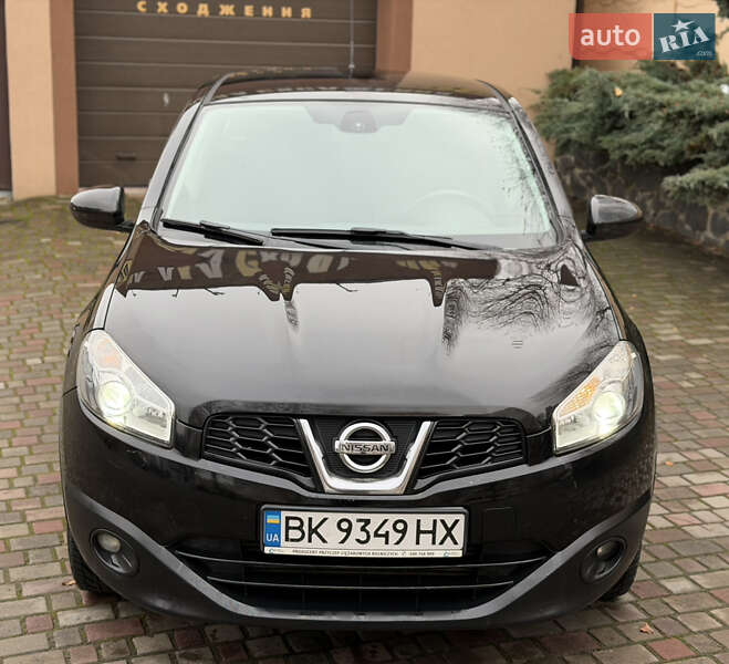 Внедорожник / Кроссовер Nissan Qashqai 2010 в Ровно