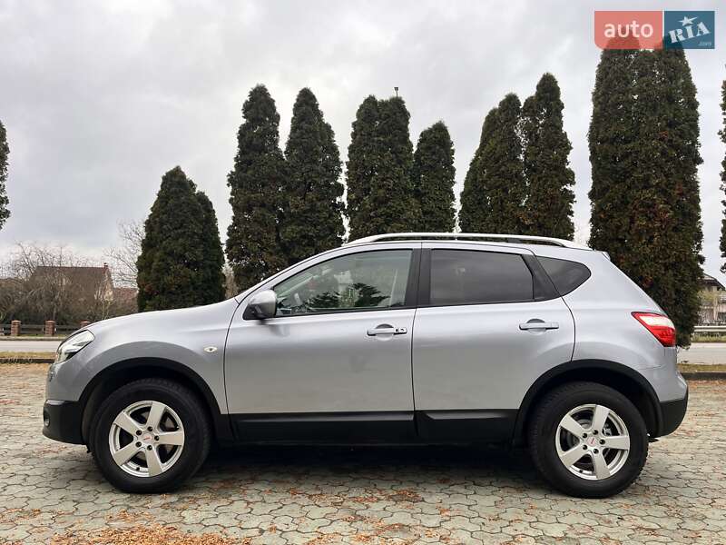 Внедорожник / Кроссовер Nissan Qashqai 2013 в Дубно