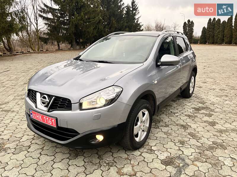 Внедорожник / Кроссовер Nissan Qashqai 2013 в Дубно