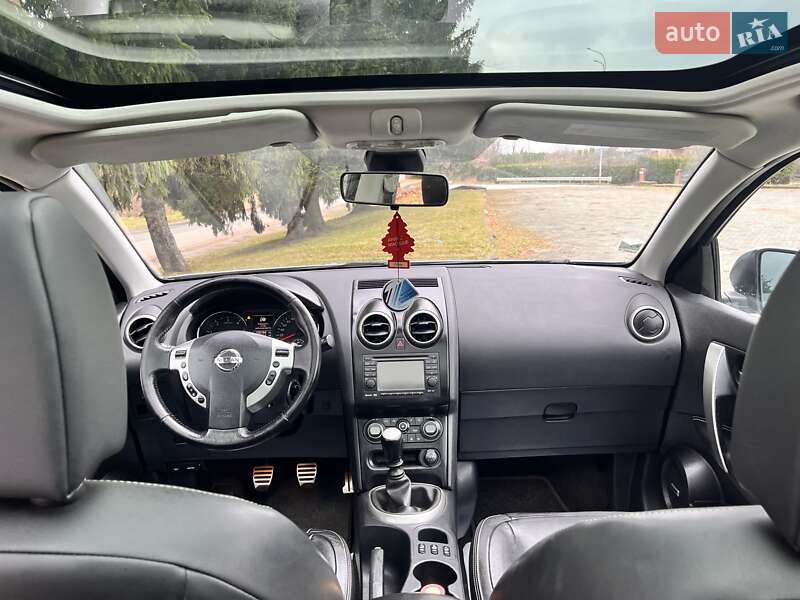 Внедорожник / Кроссовер Nissan Qashqai 2013 в Дубно