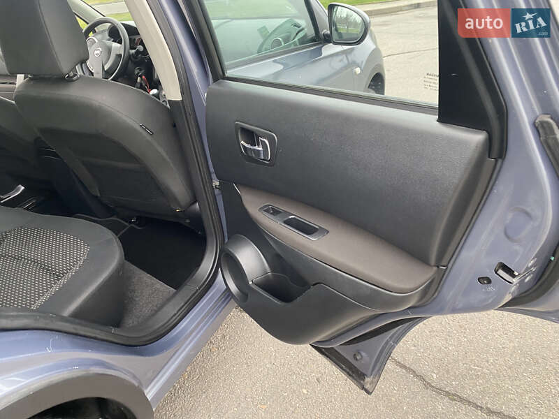 Внедорожник / Кроссовер Nissan Qashqai 2007 в Ивано-Франковске