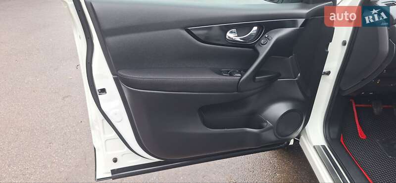 Внедорожник / Кроссовер Nissan Qashqai 2015 в Новоархангельске фото 54 Внедорожник / Кроссовер Nissan Qashqai 2015 в Новоархангельске