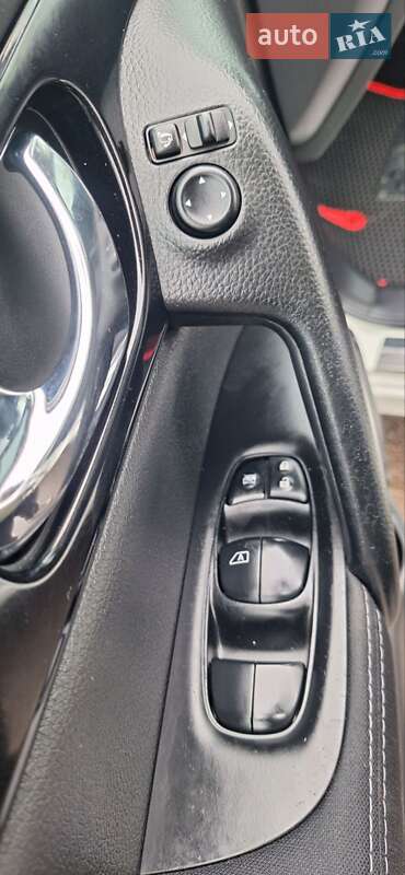 Внедорожник / Кроссовер Nissan Qashqai 2015 в Новоархангельске фото 69 Внедорожник / Кроссовер Nissan Qashqai 2015 в Новоархангельске