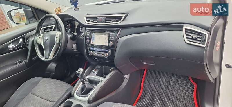 Внедорожник / Кроссовер Nissan Qashqai 2015 в Новоархангельске фото 74 Внедорожник / Кроссовер Nissan Qashqai 2015 в Новоархангельске