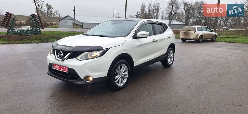 Внедорожник / Кроссовер Nissan Qashqai 2015 в Новоархангельске фото 114 Внедорожник / Кроссовер Nissan Qashqai 2015 в Новоархангельске