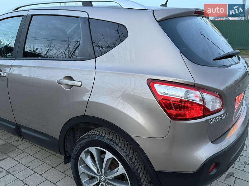 Внедорожник / Кроссовер Nissan Qashqai 2012 в Львове