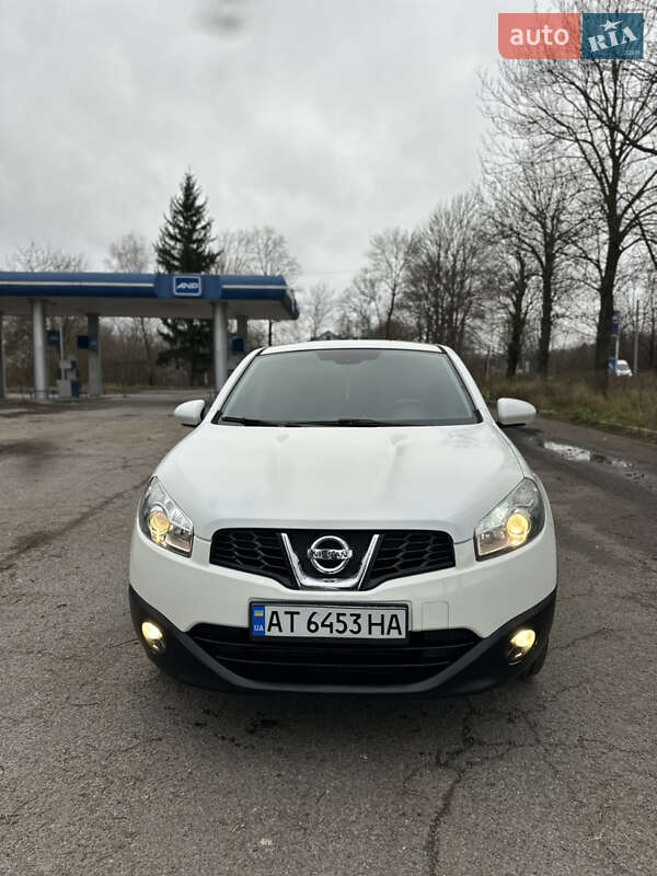 Внедорожник / Кроссовер Nissan Qashqai 2010 в Кицмани