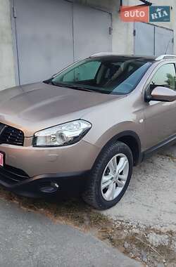 Внедорожник / Кроссовер Nissan Qashqai 2010 в Дрогобыче