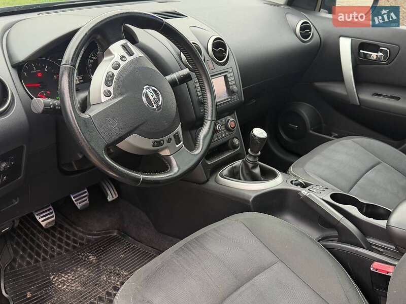 Позашляховик / Кросовер Nissan Qashqai 2010 в Черкасах