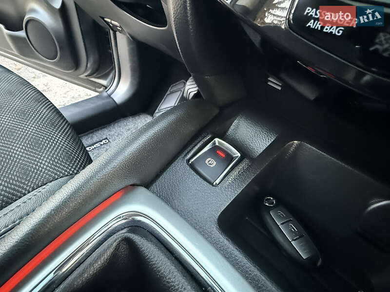 Позашляховик / Кросовер Nissan Qashqai 2015 в Трускавці фото 51 Позашляховик / Кросовер Nissan Qashqai 2015 в Трускавці