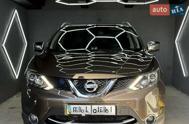 Позашляховик / Кросовер Nissan Qashqai 2014 в Києві