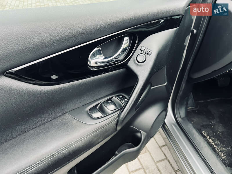 Позашляховик / Кросовер Nissan Qashqai 2016 в Житомирі фото 11 Позашляховик / Кросовер Nissan Qashqai 2016 в Житомирі