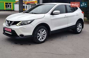 Позашляховик / Кросовер Nissan Qashqai 2014 в Звягелі