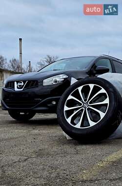 Внедорожник / Кроссовер Nissan Qashqai 2012 в Сумах
