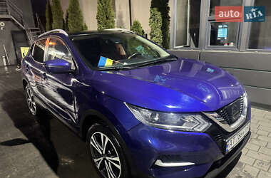 Внедорожник / Кроссовер Nissan Qashqai 2017 в Ивано-Франковске