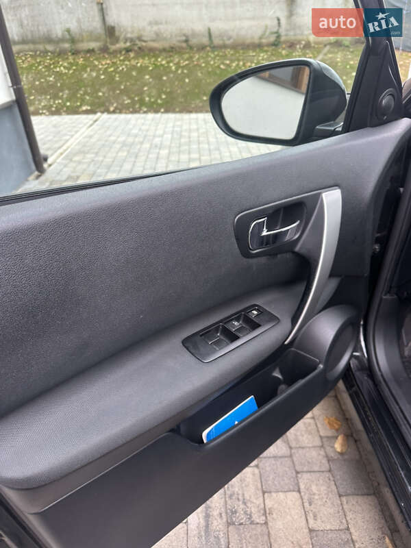 Внедорожник / Кроссовер Nissan Qashqai 2012 в Виннице