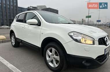 Внедорожник / Кроссовер Nissan Qashqai 2012 в Киеве